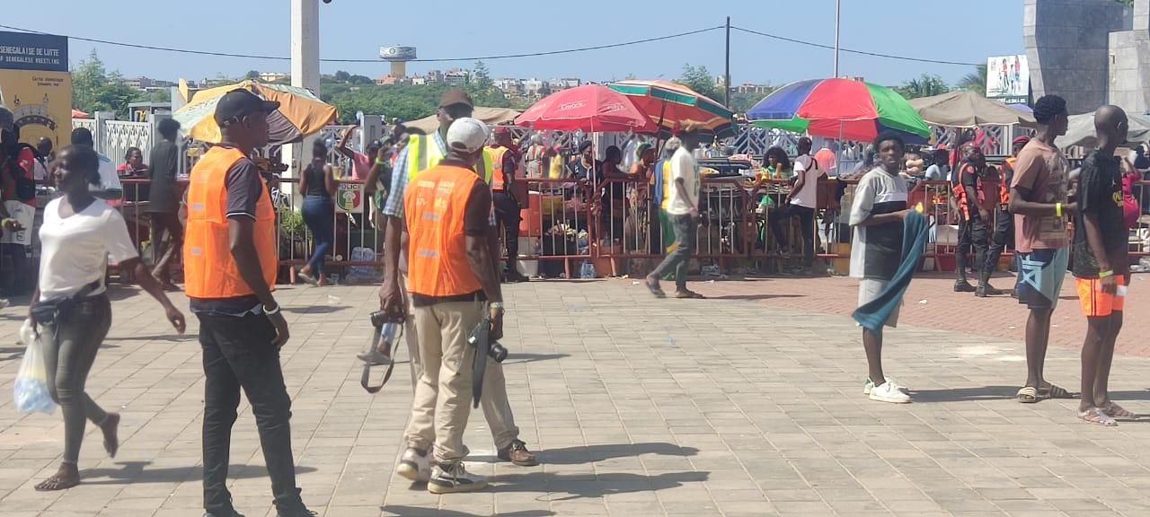 Combat de lutte Modou Lo Ama Baldé les premières images à l Arène