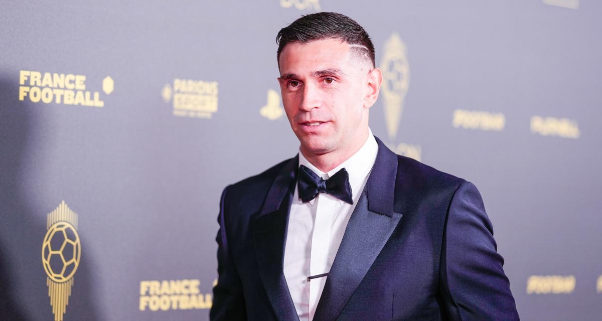 Ballon d'Or : hué sur scène, Emiliano Martinez répond aux sifflets français